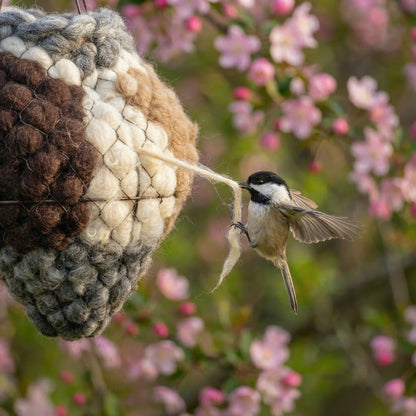 🪶Handmade Heart-Shaped Alpaca Fiber for Bird Nesting-Help Wild Birds Build Warm Nests